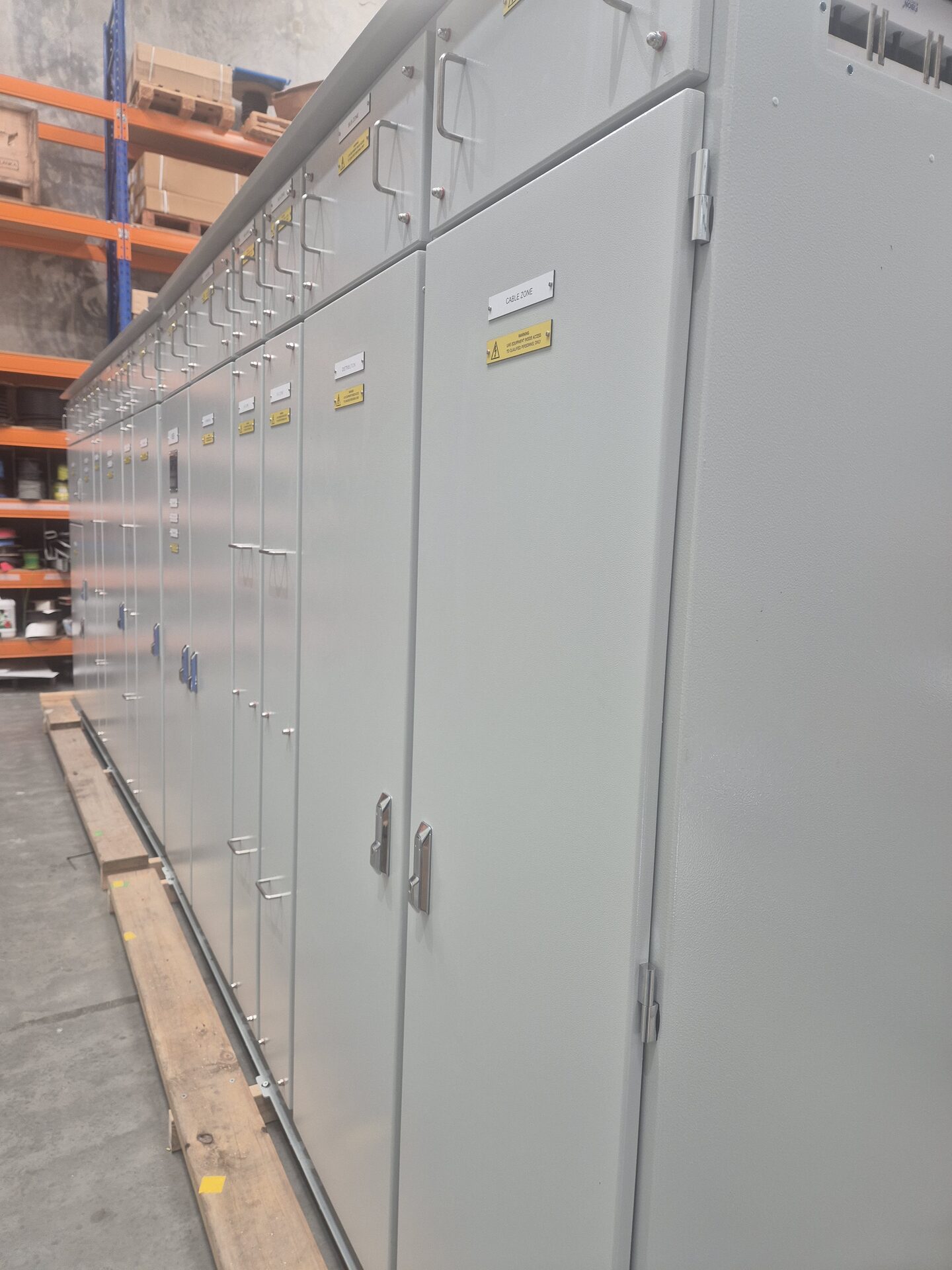 HTC Coldstores — closed run with cable zone labelling